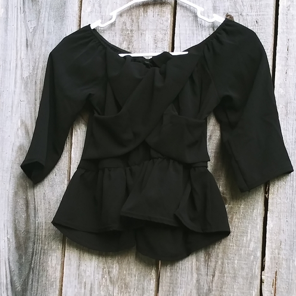 NWT Black Ruffle Crop Top US Size 10 - Picture 1 of 5
